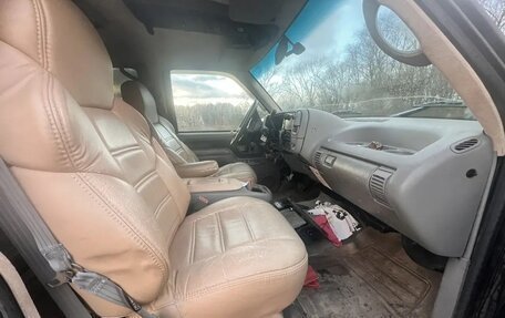 GMC Yukon III, 1996 год, 400 000 рублей, 6 фотография