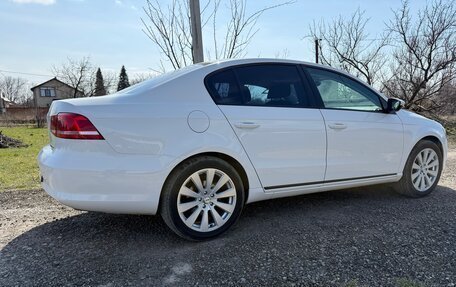 Volkswagen Passat B7, 2011 год, 895 000 рублей, 3 фотография
