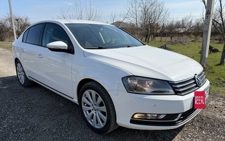 Volkswagen Passat B7, 2011 год, 895 000 рублей, 2 фотография