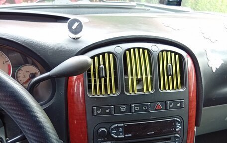 Chrysler Voyager IV, 2007 год, 680 000 рублей, 7 фотография