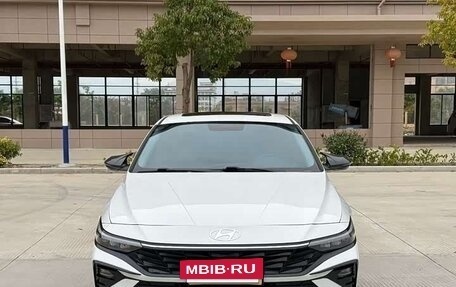 Hyundai Elantra, 2023 год, 1 490 000 рублей, 2 фотография