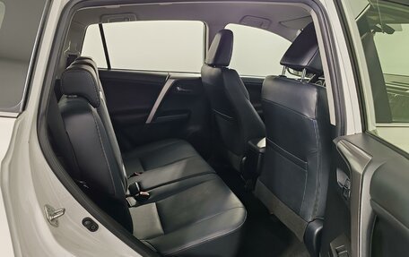 Toyota RAV4, 2016 год, 2 499 000 рублей, 19 фотография