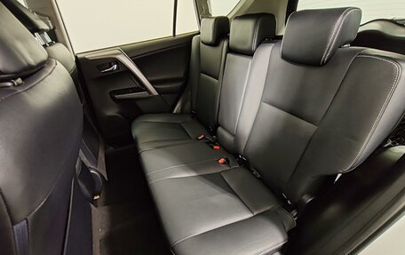 Toyota RAV4, 2016 год, 2 499 000 рублей, 21 фотография