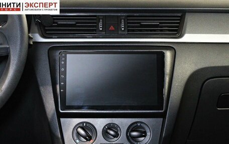 Skoda Rapid I, 2015 год, 1 097 000 рублей, 14 фотография