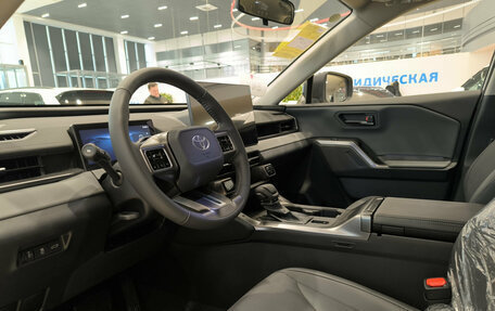 Toyota RAV4, 2025 год, 4 650 000 рублей, 20 фотография