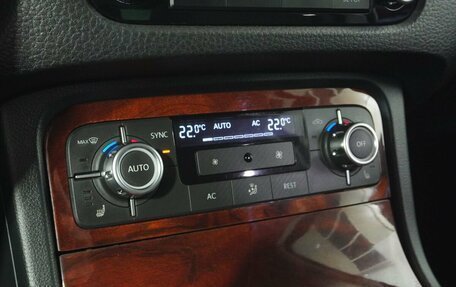 Volkswagen Touareg III, 2012 год, 1 658 000 рублей, 13 фотография