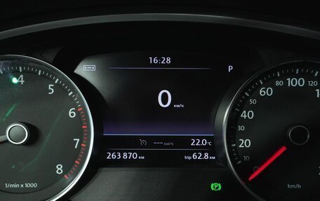 Volkswagen Touareg III, 2012 год, 1 658 000 рублей, 17 фотография