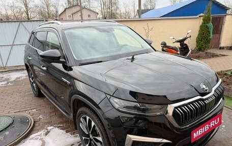 Skoda Kodiaq I, 2023 год, 4 550 000 рублей, 2 фотография