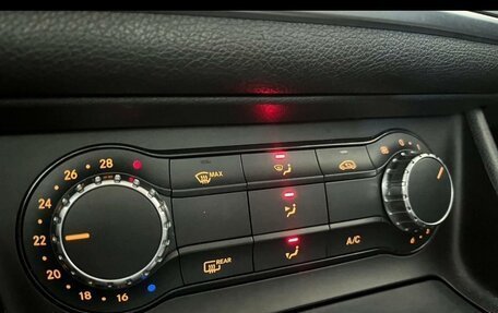 Mercedes-Benz GLA, 2014 год, 1 727 000 рублей, 12 фотография