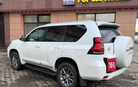 Toyota Land Cruiser Prado 150 рестайлинг 2, 2019 год, 5 699 000 рублей, 10 фотография