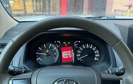 Toyota Land Cruiser Prado 150 рестайлинг 2, 2019 год, 5 699 000 рублей, 22 фотография