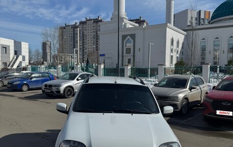 Chevrolet Niva I рестайлинг, 2013 год, 600 000 рублей, 2 фотография