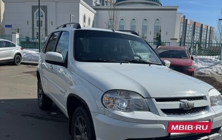 Chevrolet Niva I рестайлинг, 2013 год, 600 000 рублей, 3 фотография
