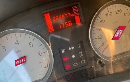 Renault Logan I, 2012 год, 450 000 рублей, 4 фотография