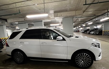 Mercedes-Benz GLE, 2016 год, 3 450 000 рублей, 2 фотография