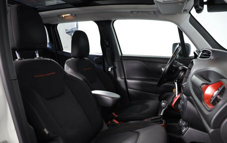 Jeep Grand Cherokee, 2011 год, 1 899 000 рублей, 15 фотография