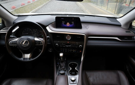 Lexus RX IV рестайлинг, 2016 год, 3 499 000 рублей, 7 фотография