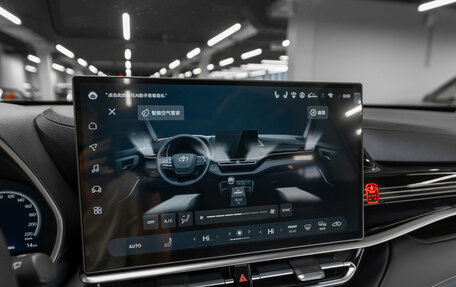 Toyota Highlander, 2026 год, 5 800 000 рублей, 17 фотография