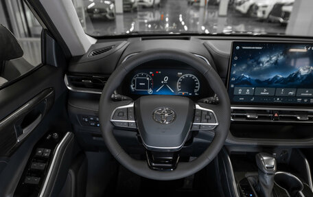 Toyota Highlander, 2026 год, 5 800 000 рублей, 10 фотография