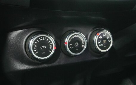 Mitsubishi Outlander III рестайлинг 3, 2010 год, 943 000 рублей, 13 фотография