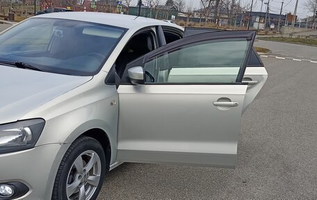 Volkswagen Polo VI (EU Market), 2012 год, 665 000 рублей, 17 фотография