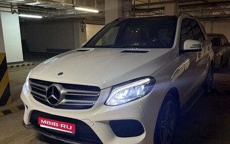 Mercedes-Benz GLE, 2015 год, 3 150 000 рублей, 2 фотография