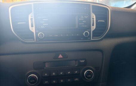 KIA Sportage IV рестайлинг, 2017 год, 2 000 000 рублей, 6 фотография