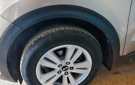 KIA Sportage IV рестайлинг, 2017 год, 2 000 000 рублей, 4 фотография