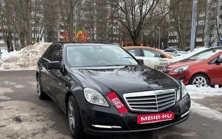 Mercedes-Benz E-Класс, 2012 год, 1 220 000 рублей, 7 фотография