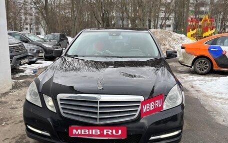 Mercedes-Benz E-Класс, 2012 год, 1 220 000 рублей, 6 фотография