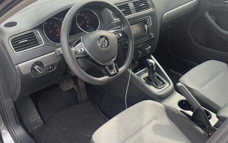 Volkswagen Jetta VI, 2017 год, 1 350 000 рублей, 6 фотография