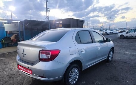 Renault Logan II, 2015 год, 650 000 рублей, 4 фотография