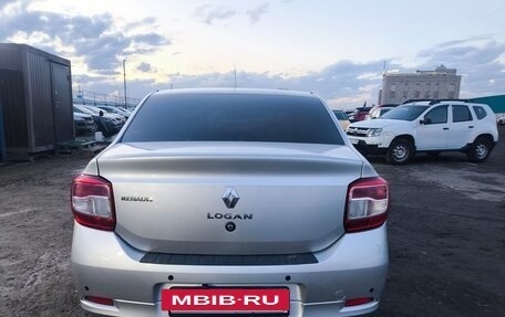 Renault Logan II, 2015 год, 650 000 рублей, 5 фотография