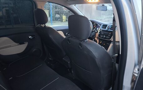 Renault Logan II, 2015 год, 650 000 рублей, 13 фотография