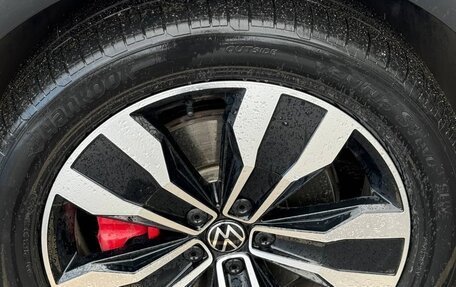 Volkswagen Tiguan II, 2021 год, 4 320 000 рублей, 11 фотография