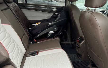 Volkswagen Tiguan II, 2021 год, 4 320 000 рублей, 17 фотография