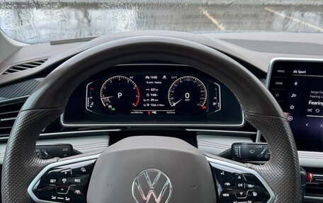 Volkswagen Tiguan II, 2021 год, 4 320 000 рублей, 25 фотография
