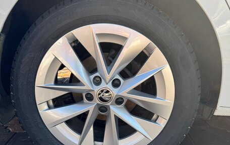 Skoda Octavia IV, 2021 год, 2 060 000 рублей, 12 фотография