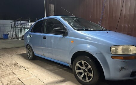 Chevrolet Aveo III, 2004 год, 180 000 рублей, 3 фотография
