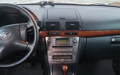 Toyota Avensis III рестайлинг, 2008 год, 995 000 рублей, 3 фотография