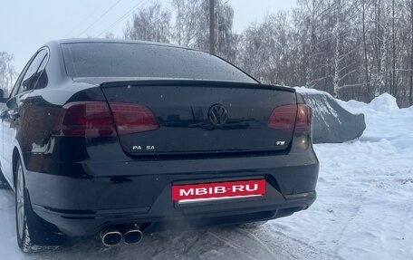 Volkswagen Passat B7, 2011 год, 890 000 рублей, 14 фотография