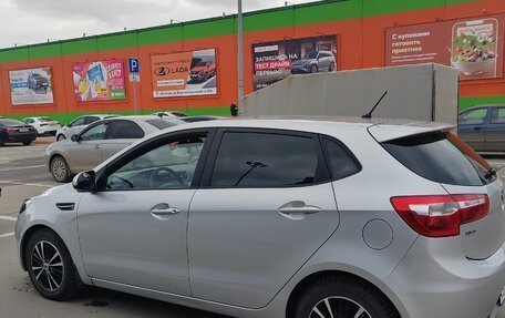 KIA Rio III рестайлинг, 2014 год, 850 000 рублей, 5 фотография