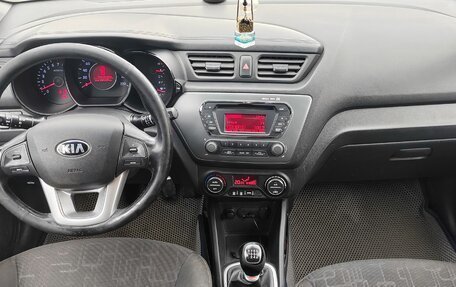 KIA Rio III рестайлинг, 2014 год, 850 000 рублей, 8 фотография