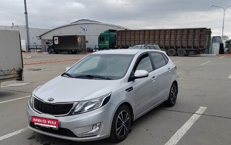 KIA Rio III рестайлинг, 2014 год, 850 000 рублей, 4 фотография