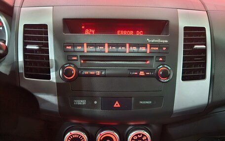 Mitsubishi Outlander III рестайлинг 3, 2008 год, 849 000 рублей, 11 фотография