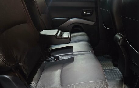 Mitsubishi Outlander III рестайлинг 3, 2008 год, 849 000 рублей, 14 фотография