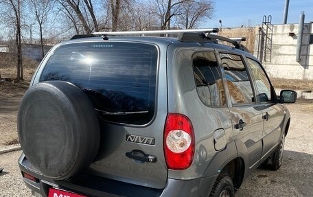 Chevrolet Niva I рестайлинг, 2017 год, 780 000 рублей, 3 фотография