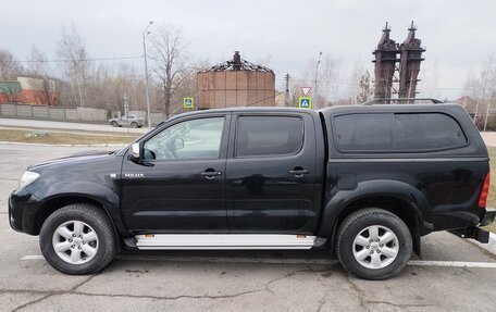 Toyota Hilux VII, 2011 год, 2 300 000 рублей, 6 фотография