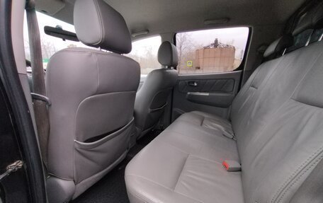 Toyota Hilux VII, 2011 год, 2 300 000 рублей, 19 фотография