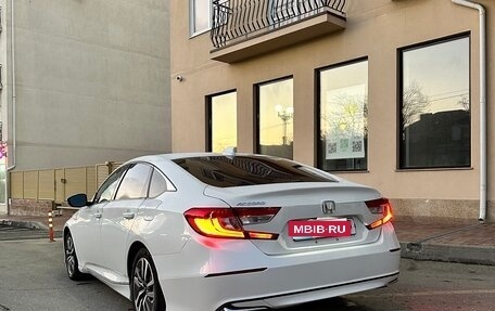 Honda Accord IX рестайлинг, 2019 год, 2 500 000 рублей, 2 фотография
